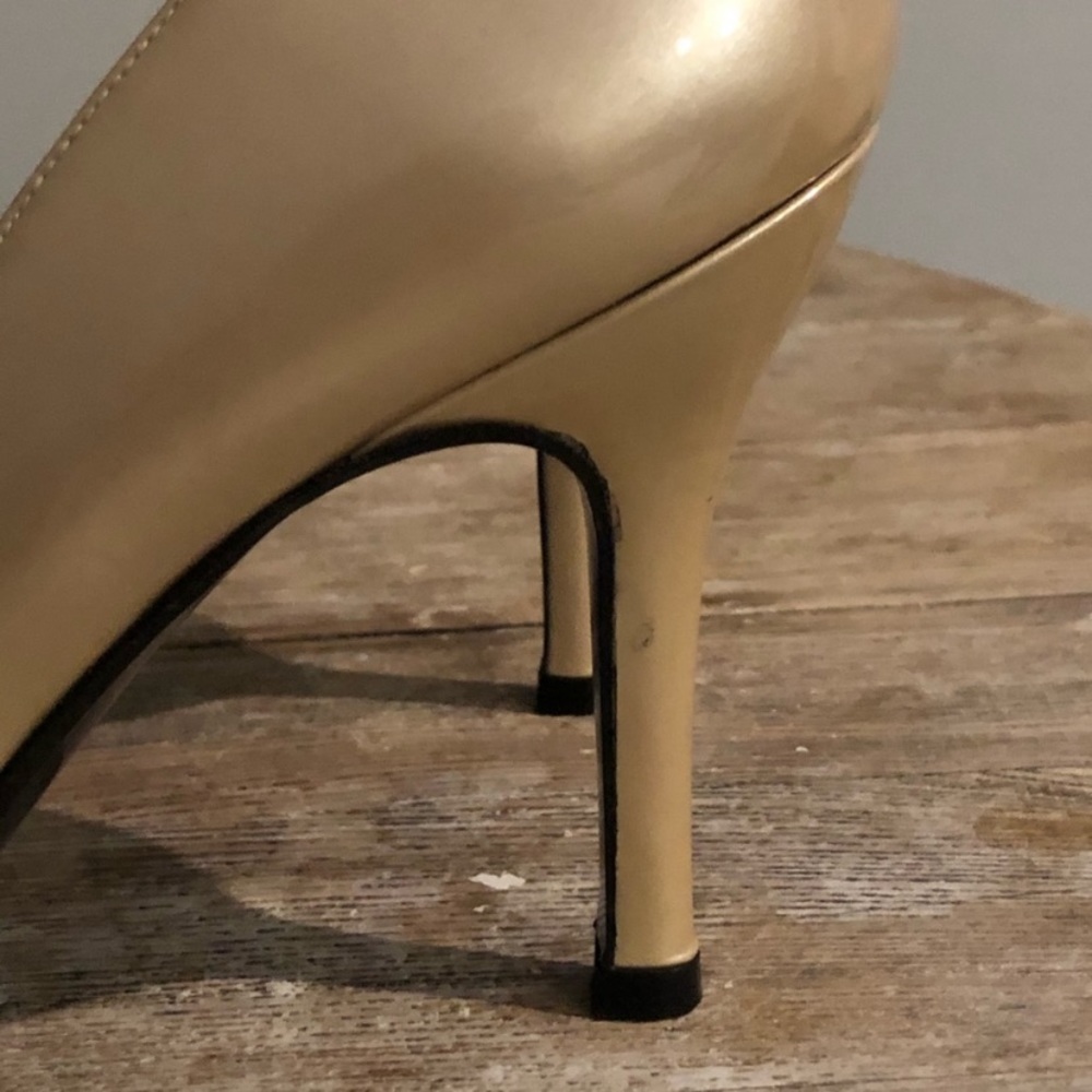 Champagne Stuart Weitzman 71/2 Narrow shoe - Picture 6 of 8